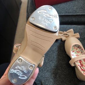 Brand new capezio toddler tap shoes